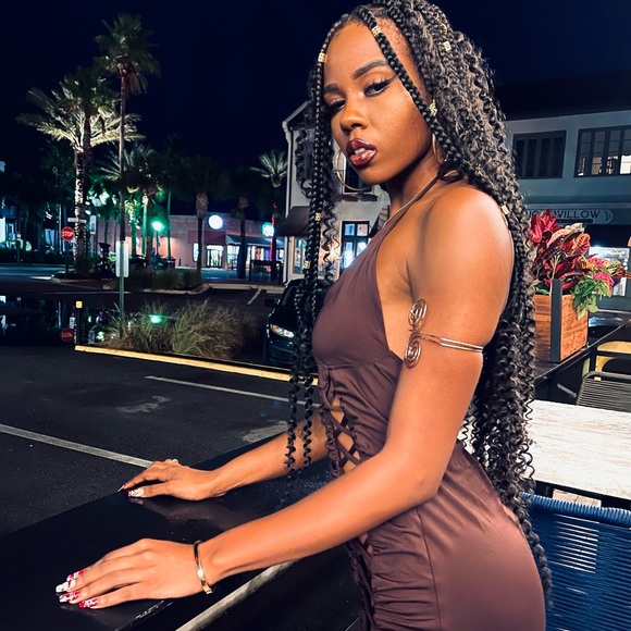 $6.25 ‼️‼️‼️ if you bundle 4 dresses for $25 🌸 HUGE SALE 🛑⚠️⛔️🤎🤎🤎✨✨✨ - Picture 5 of 15